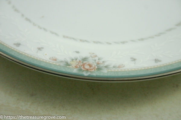 Noritake Pattern 4101 "Greenbrier" Replacement Plates - Image 4